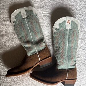 Girls Women’s Size 3 Western Boots